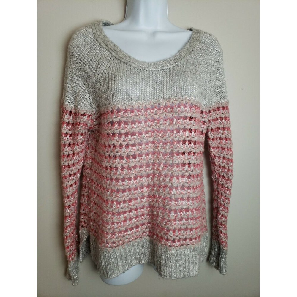 American Eagle Outfitters Medium pullover